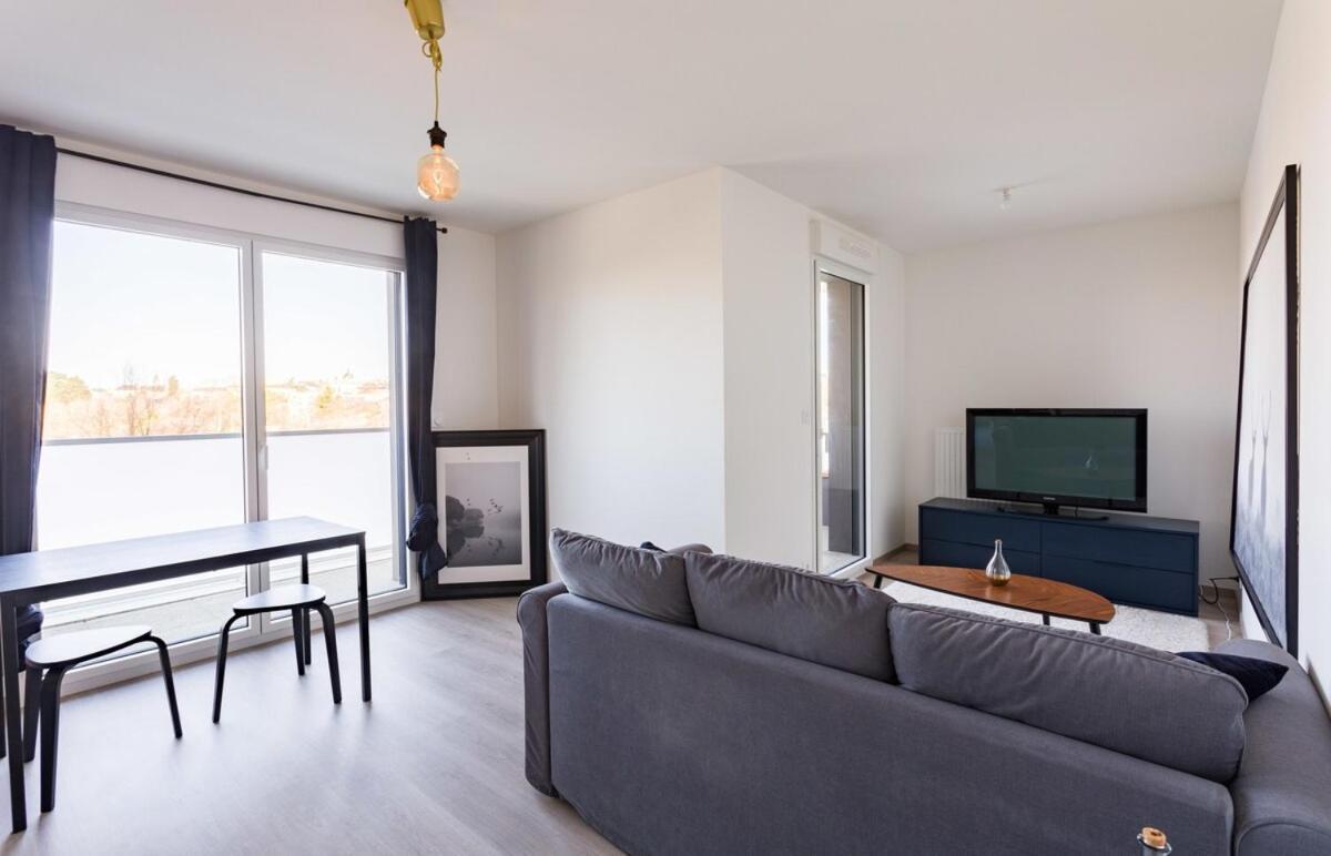 Le Rio, Appartement Avec Terrasse & Parking レンヌ エクステリア 写真