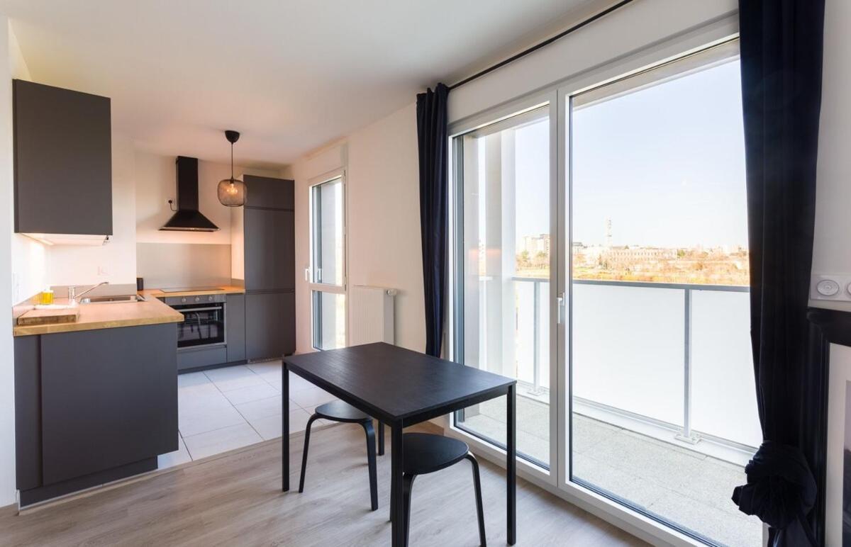 Le Rio, Appartement Avec Terrasse & Parking レンヌ エクステリア 写真